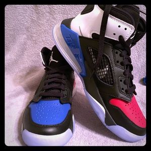 Air Jordan MARS 270 Top 3